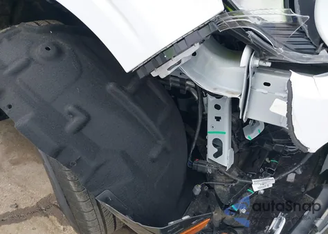 2025 Ford Maverick Xlt z USA, uszkodzony, nr VIN 3FTTW8J30SRA47986